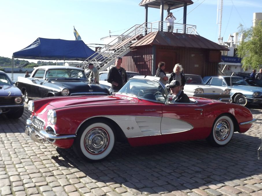 Chevrolet Corvette 1960 med den ovanliga fuel injection-motorn