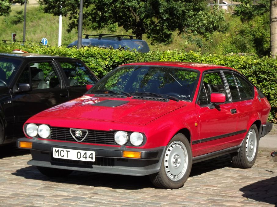 mer sportigt rött, Alfa Romeo GTV