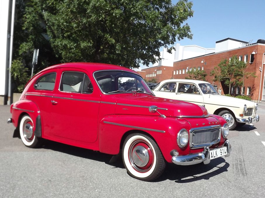 PV544 från 1962 i skinande rött
