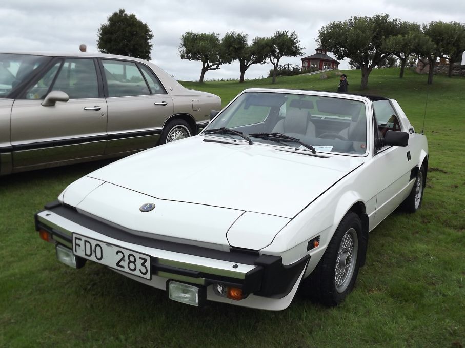 italienarna kan göra modeller som håller länge, X1/9 byggdes mellan 1972 till 1989.