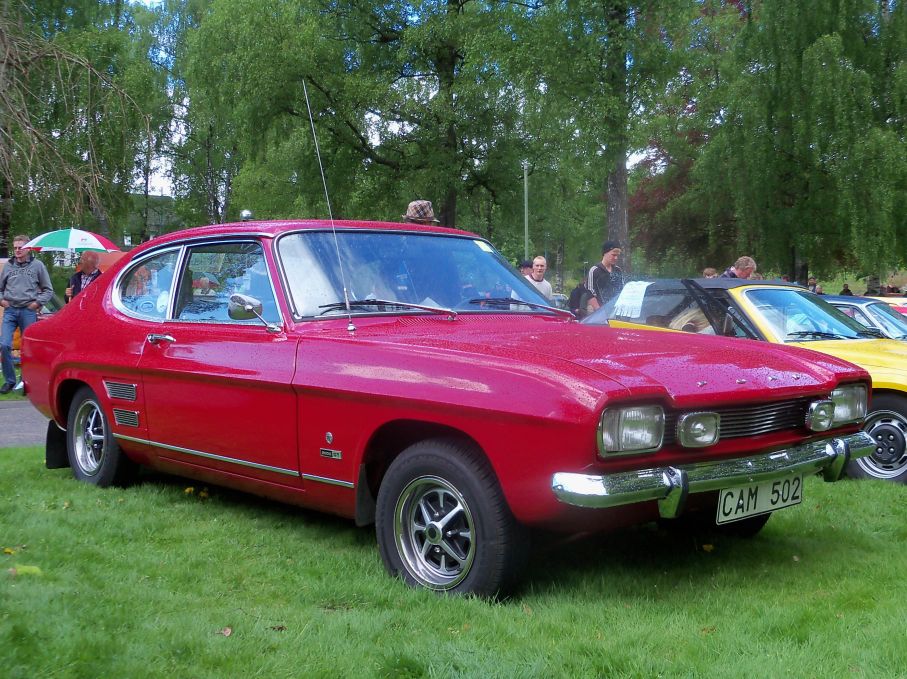 Fords motsvarighet var Capri, här en 2000GTXLR från 1970, de krångliga tillnamnen på dessa beskriver bilens utsrustningsnivåer.