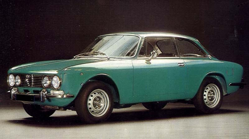 Alfa 1300GT växte och blev 1600GT Junior.