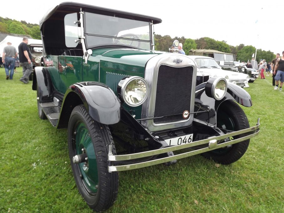Gammelchevrolet, från 1925.