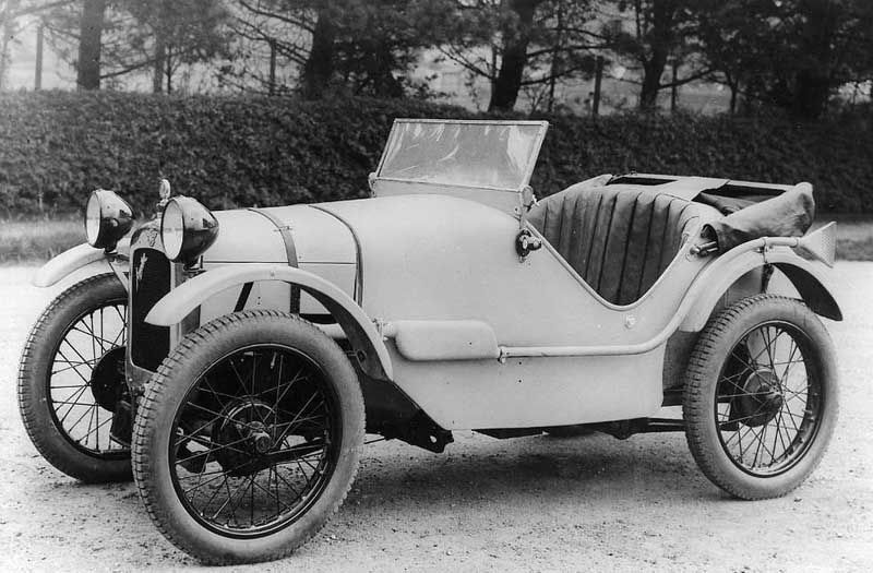 Austin Seven var folkbilen som det kom att tävlas flitigt med, trimmade sevens dominerade de små klasserna länge. 1929 byggde fabriken själva en prototyp till egen racing-seven, en så kallad "works car", men fabriksbyggda racers från Austin blev det inget av.