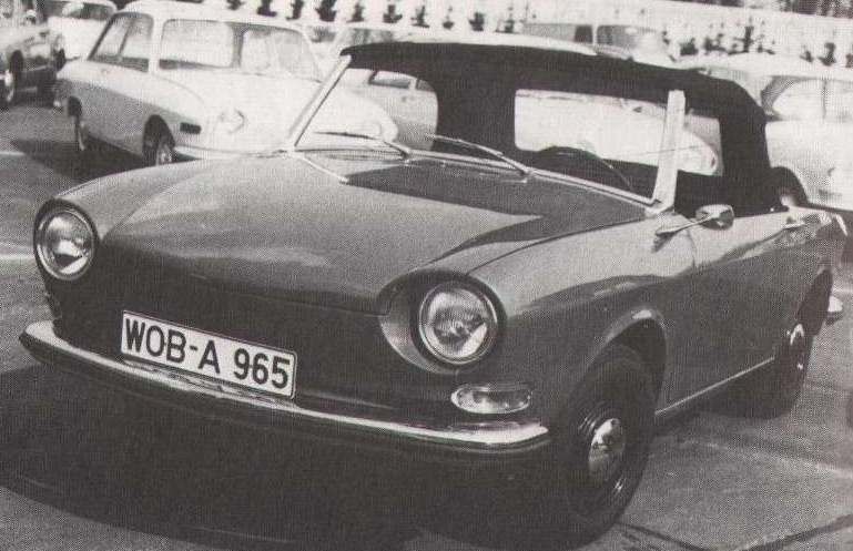 Volkswagen har byggt otaliga försöksbilar med prefixet EA, här är EA158 från 1969 som var en snygg liten roadster som dock fick åka raka vägen in på museet.