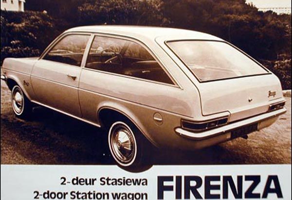 Senare kom Vauxhall att erbjuda egna stationsvagnar och denna tredörrars Firenza. Fast just detta är ingen Vauxhall utan en Chevrolet Firenza, från Sydafrika. En Stasiewa som kombi kallas på Afrikaans