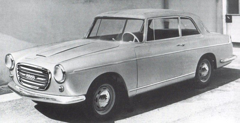 Och en prototyp med mycket moderna linjer gjordes år DKW 1955.