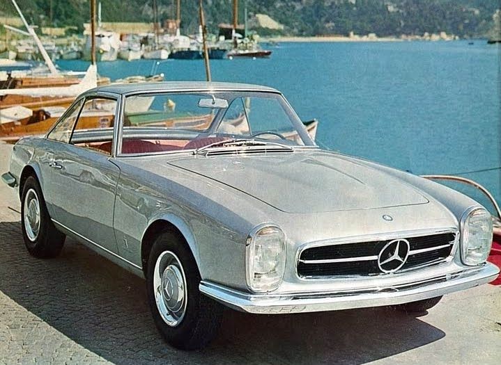 På sextiotalet byggdes åtminstonde två Mercedes 230SL "Pagodas" av Pininfarina, dom här två vackra coupéerna är från 1964-65.