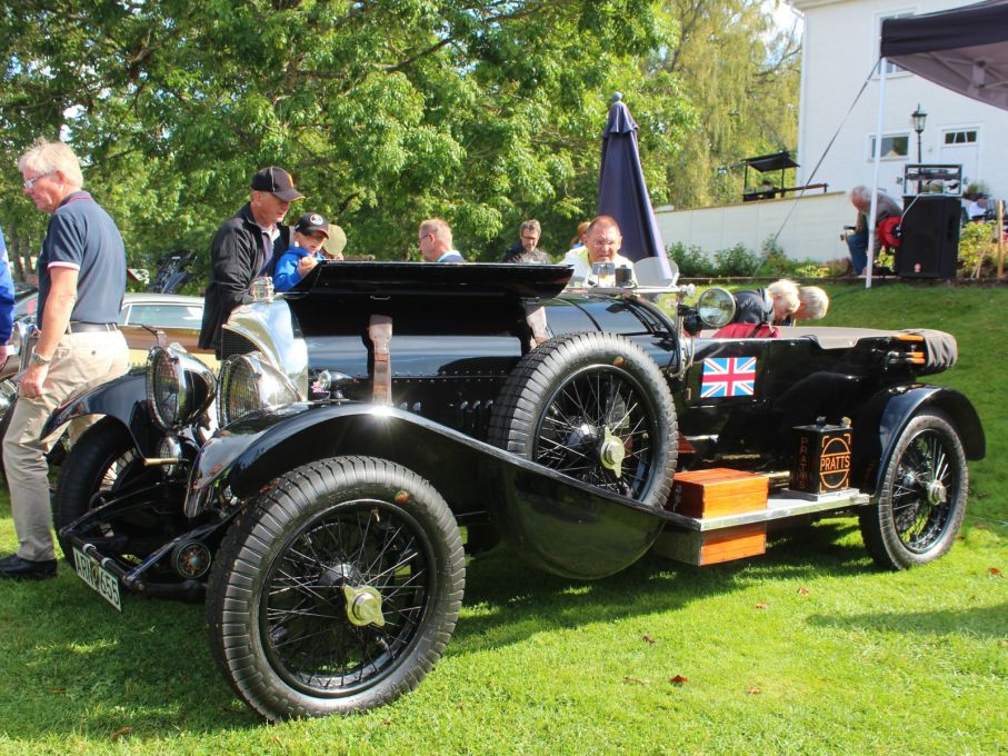 Kjell Linds magnifika Bentley från 1926 rönte stor uppmärksamhet