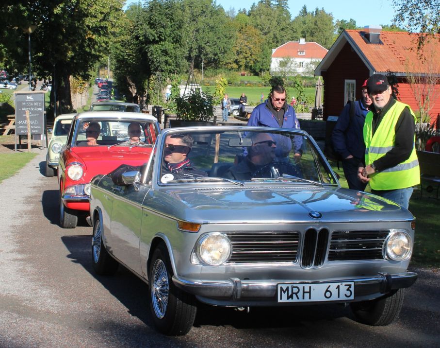 Tidig BMW 1600-2 cabriolet är också en raritet idag.