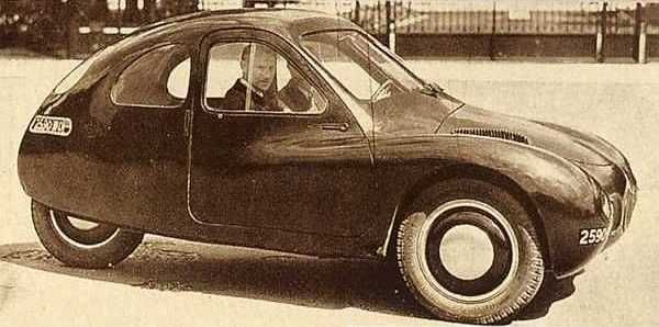Många insåg att efter kriget var det små billiga folkbilar som gällde. Mathis försökte göra comeback med ett par prototyper. Trehjuliga VL333 från 1946 liknade inget annat, och blev inget av heller.