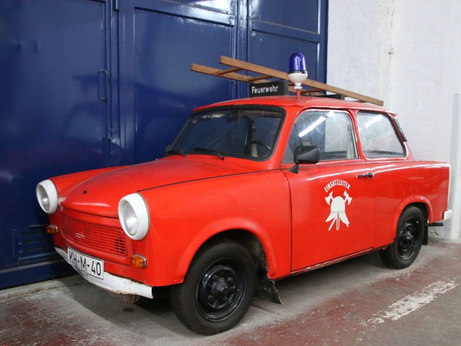 Brandbefälsbil, Trabant 601 med nummerskylt från Halle.