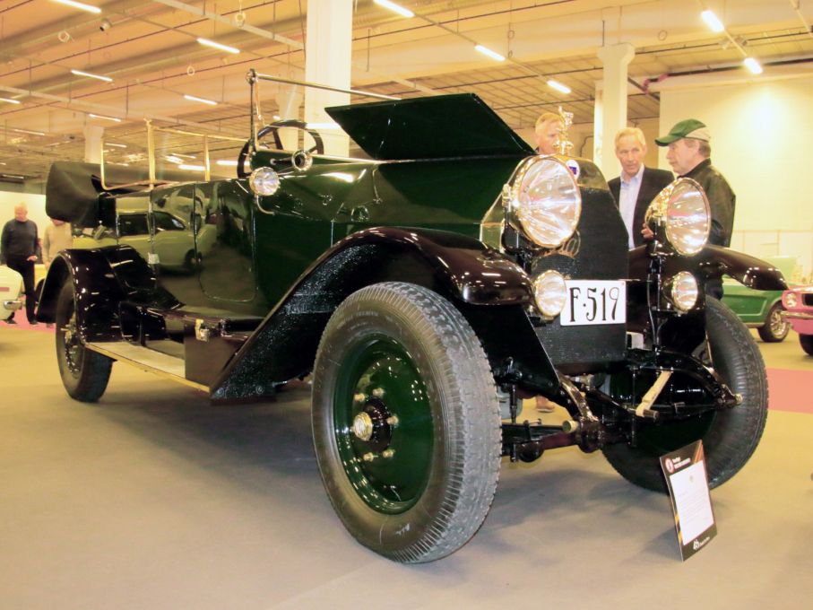 En av mässans mest enastående bilar, Lancia Kappa från 1919! Ett fullkomligt otroligt renoveringsarbete