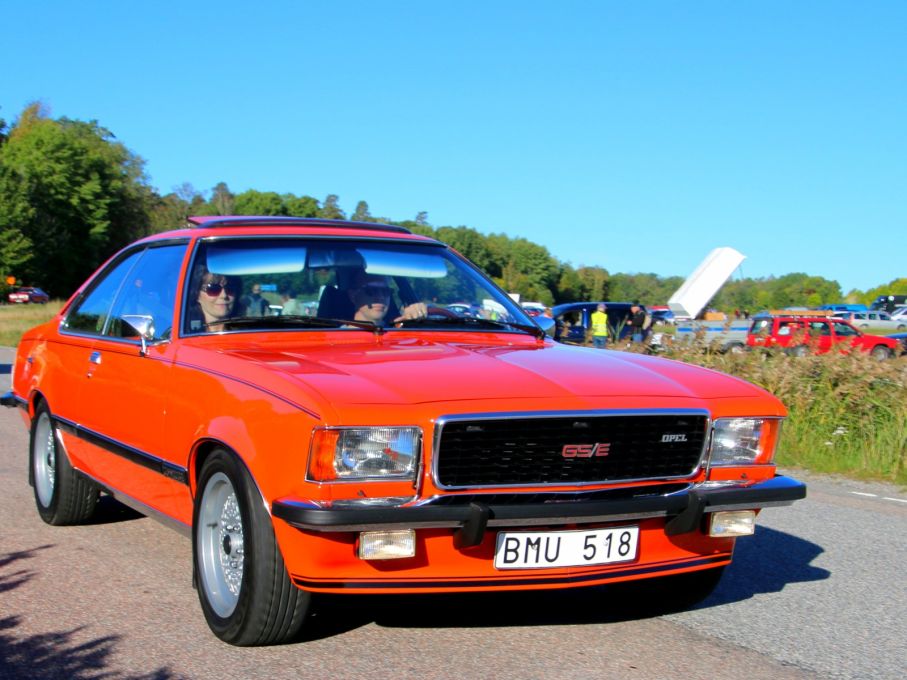 Lysande orange Opel Commodore GS/E