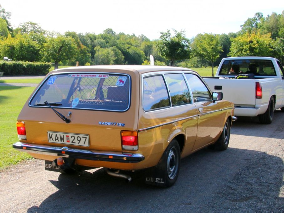 Caravanen var det ja. Här i Kadett-form...
